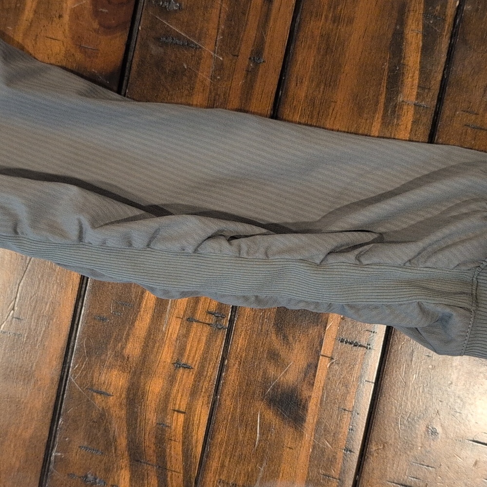 Lululemon Beyond The Studio Joggers - Picture 11 of 11